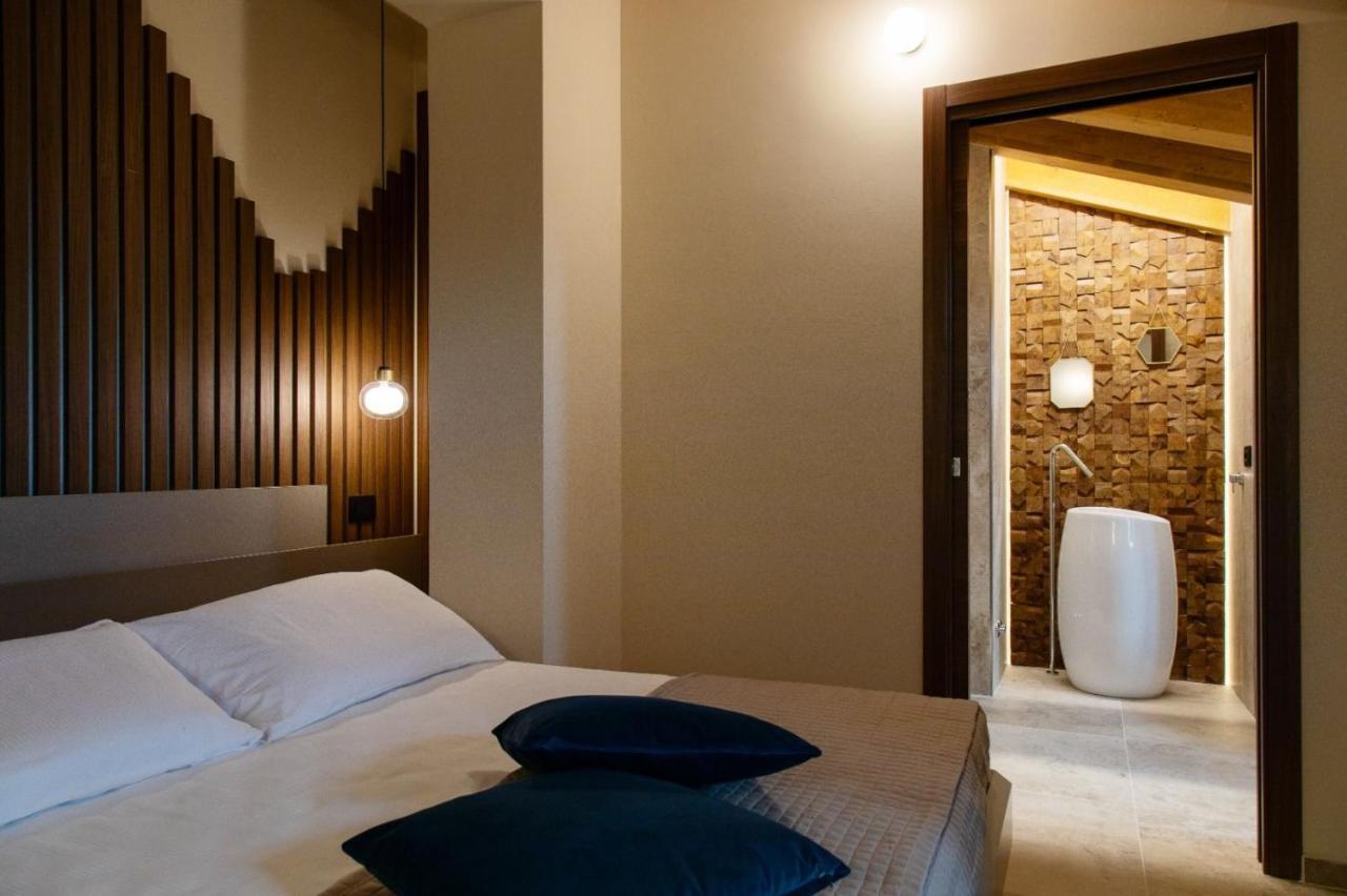 Destasu' Bed And Wellness Hotel Castel del Monte  Ngoại thất bức ảnh
